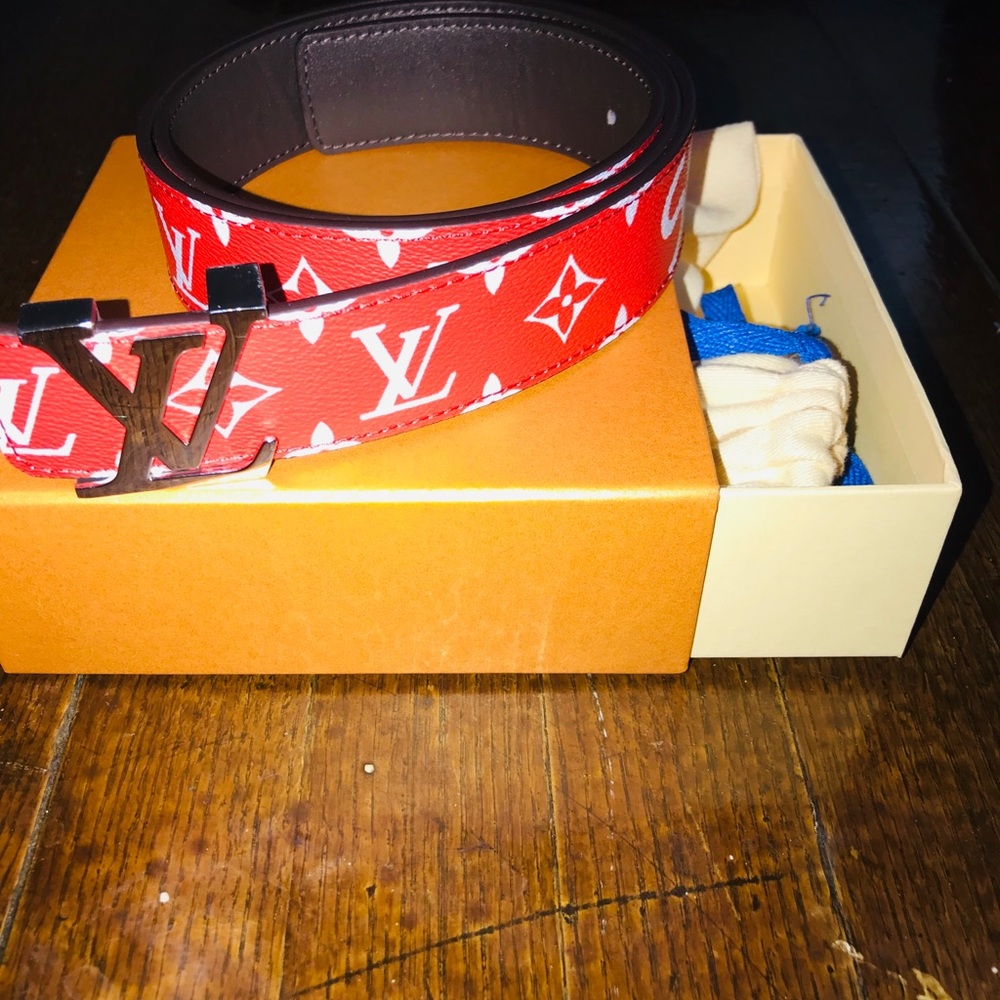 LOUIS VUITTON X SUPREME MONOGRAM WHITE & RED BELT